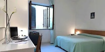 מלון דירות Santa Maria 3*