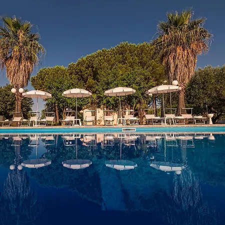 Aparthotel Santa Maria 3*